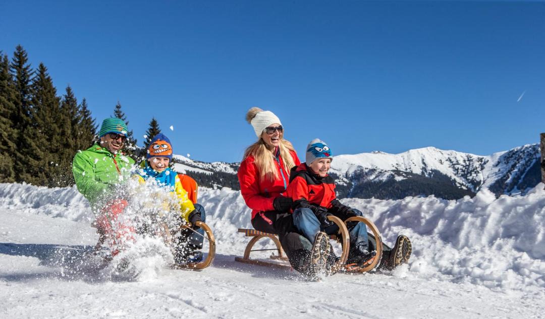 Photo of Human In Picture in Kaprun
