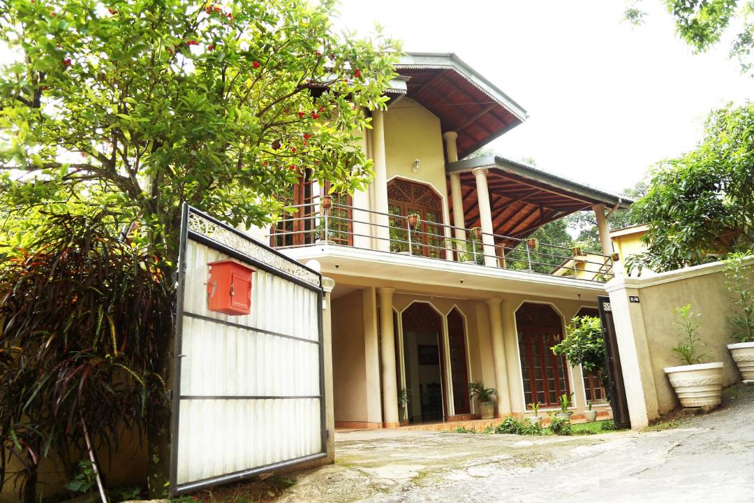 Photo of Others in Anniwatta