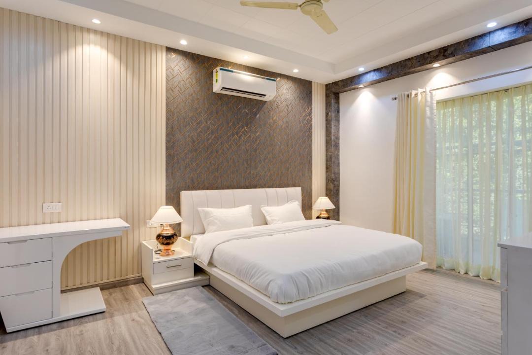 Photo of Bedroom in Sushant Lok
