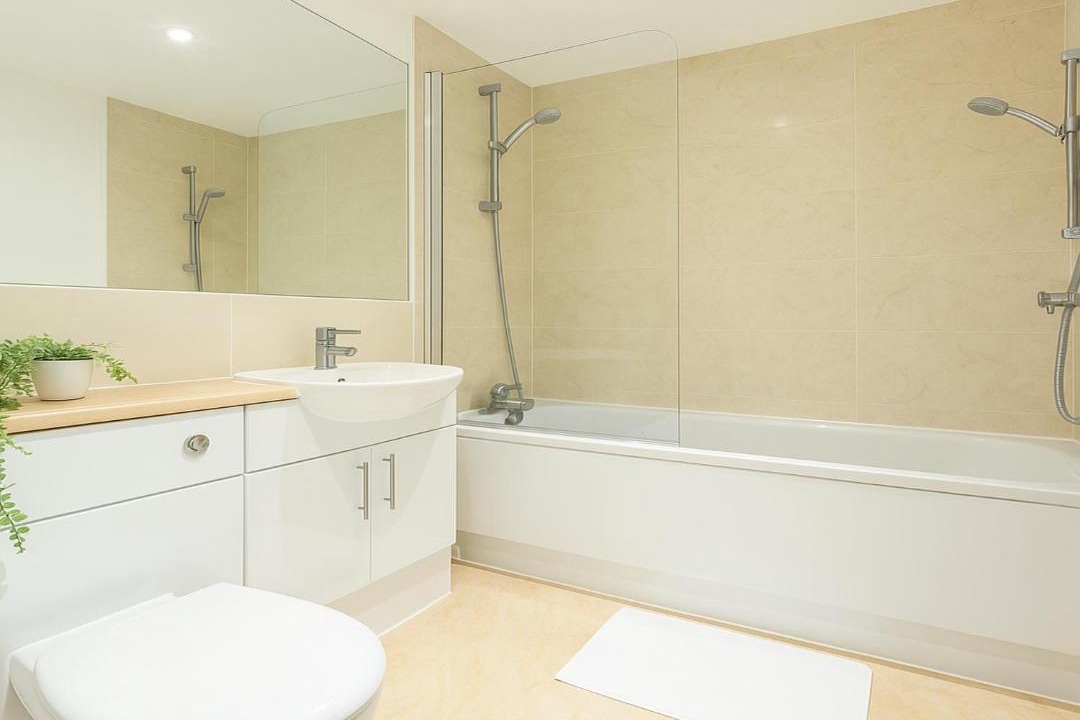 Photo of Bathroom in Wimbledon Park