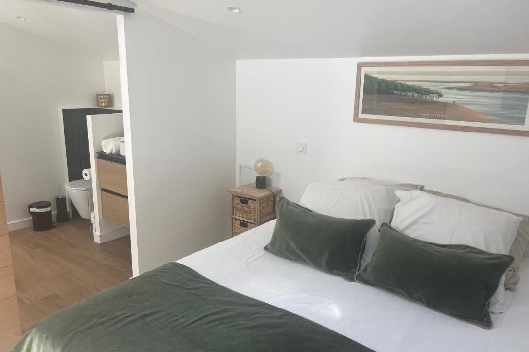 Photo of Bedroom in Talence