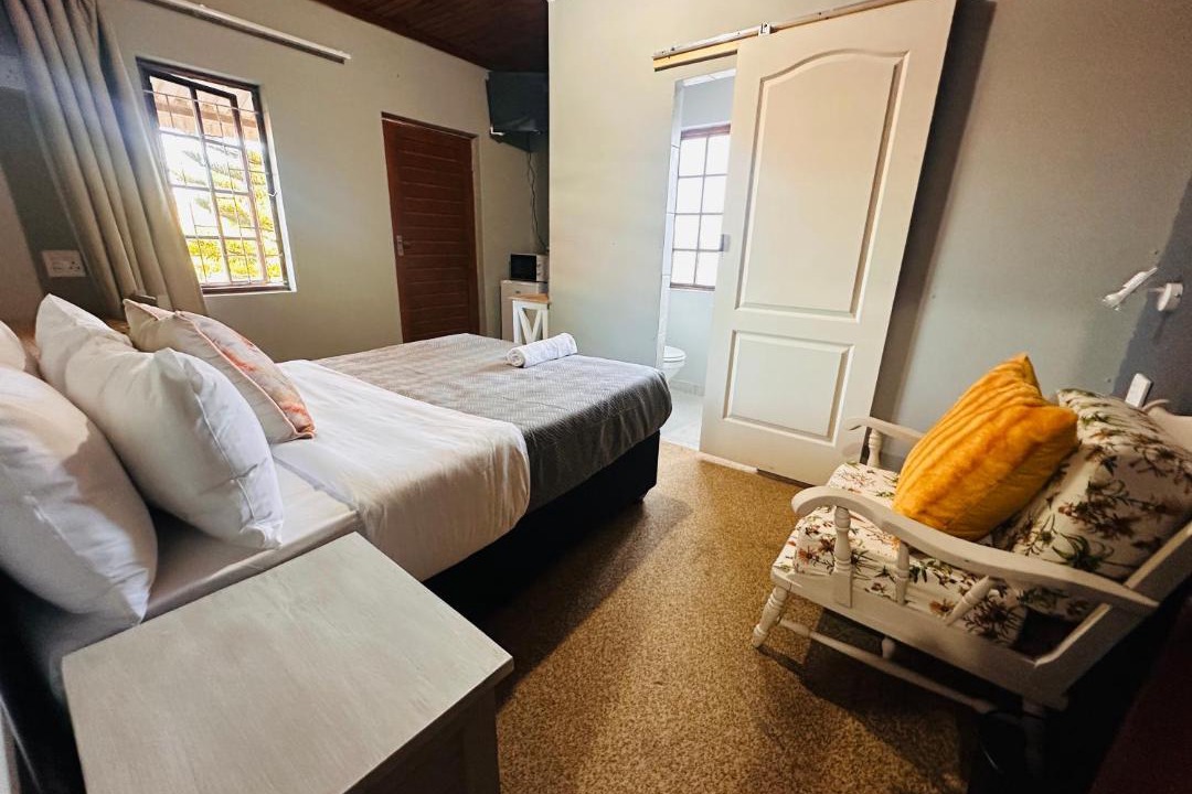 Photo of Bedroom in Quigney Beach