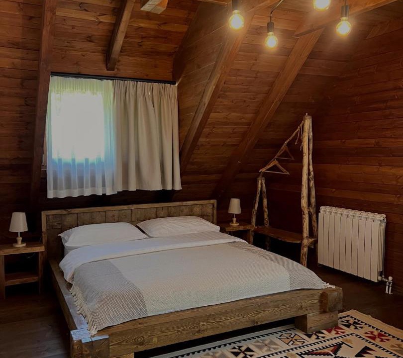Photo of Bedroom in Shale