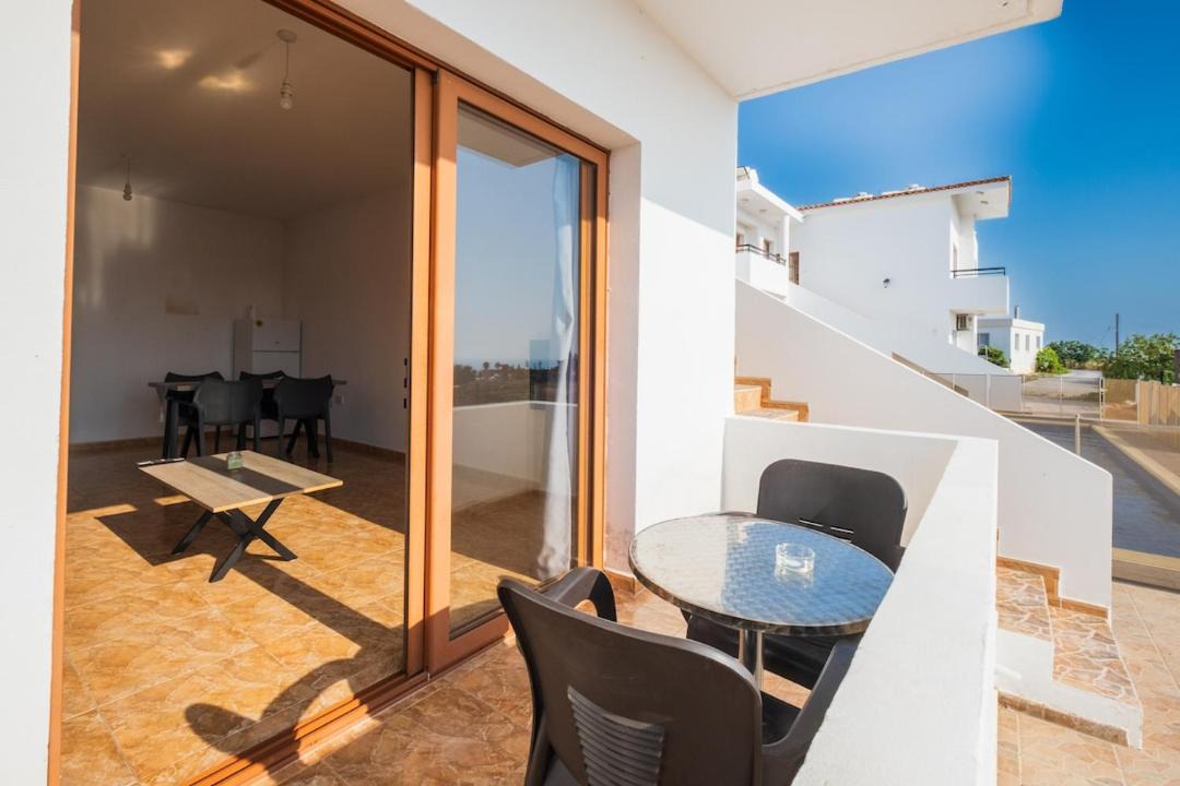Photo of Patio Balcony in Kissonerga