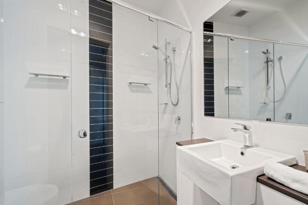 Photo of Bathroom in Curtin