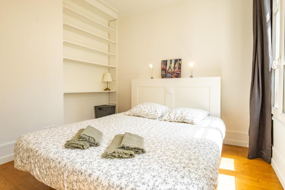 Photo of Bedroom in Notre-Dame-des-Champs