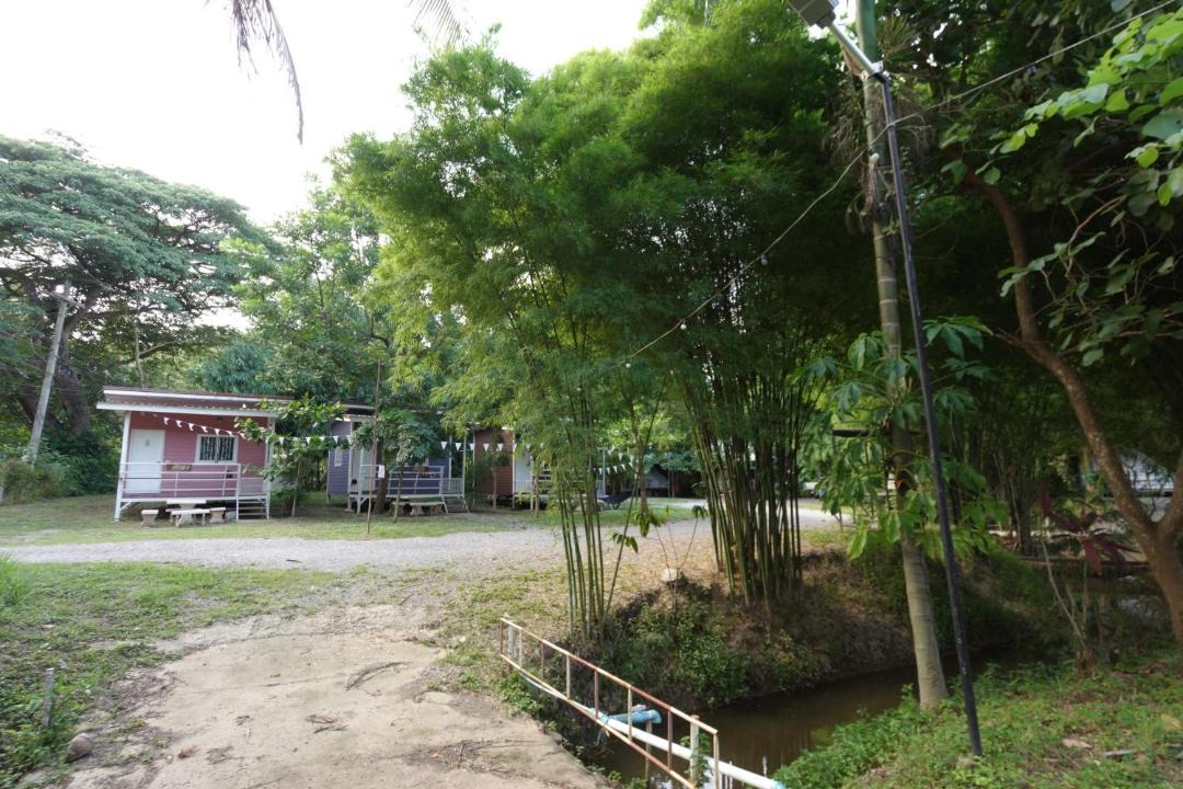 Photo of Others in Muak Lek