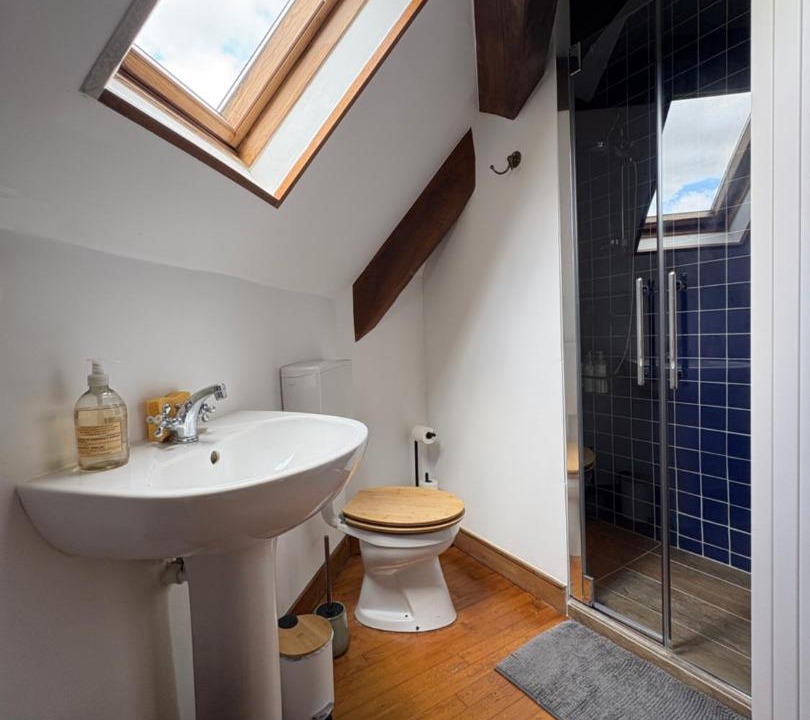 Photo of Bathroom in Montireau