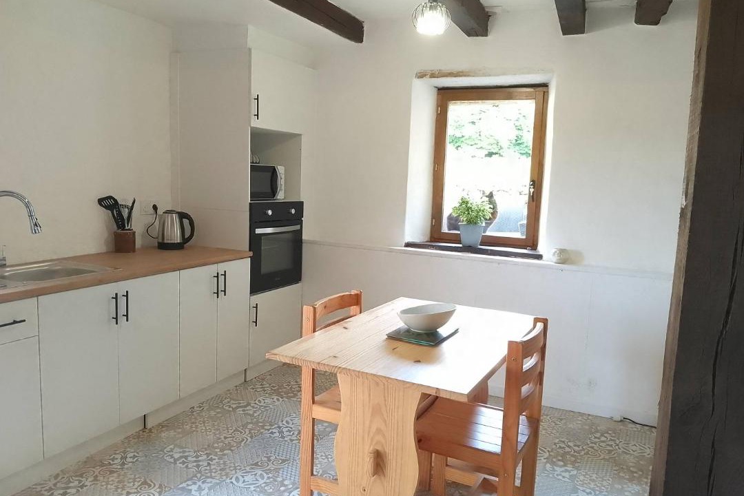Photo of Kitchen in Oradour-sur-Vayres