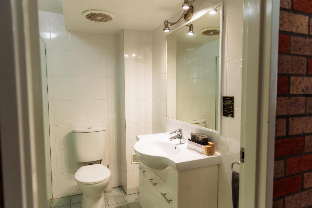 Photo of Bathroom in Scone