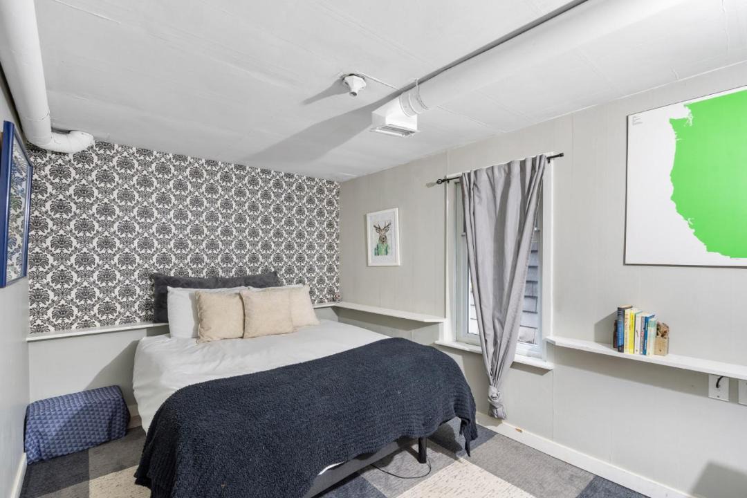 Photo of Bedroom in Kitsilano