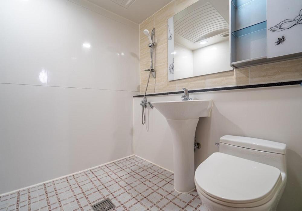 Photo of Bathroom in Yongin