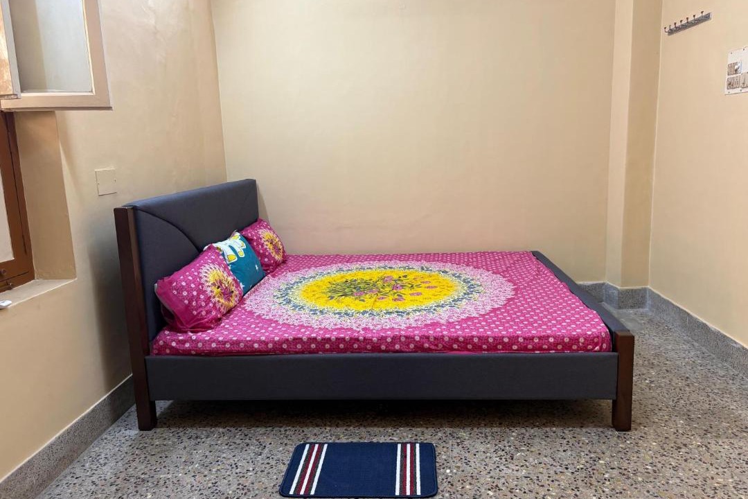 Photo of Bedroom in Khattalwada