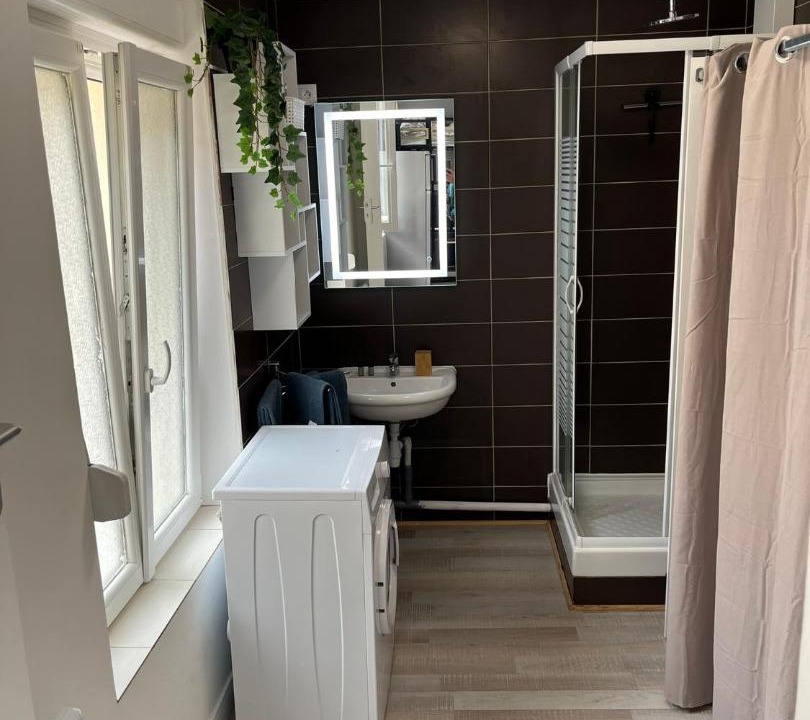Photo of Bathroom in Saint-Quentin