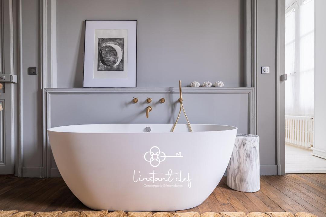 Photo of Bathroom in Bollee