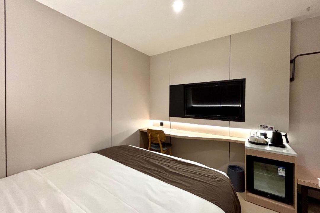 Photo of Bedroom in Jeifangbei Central Business District