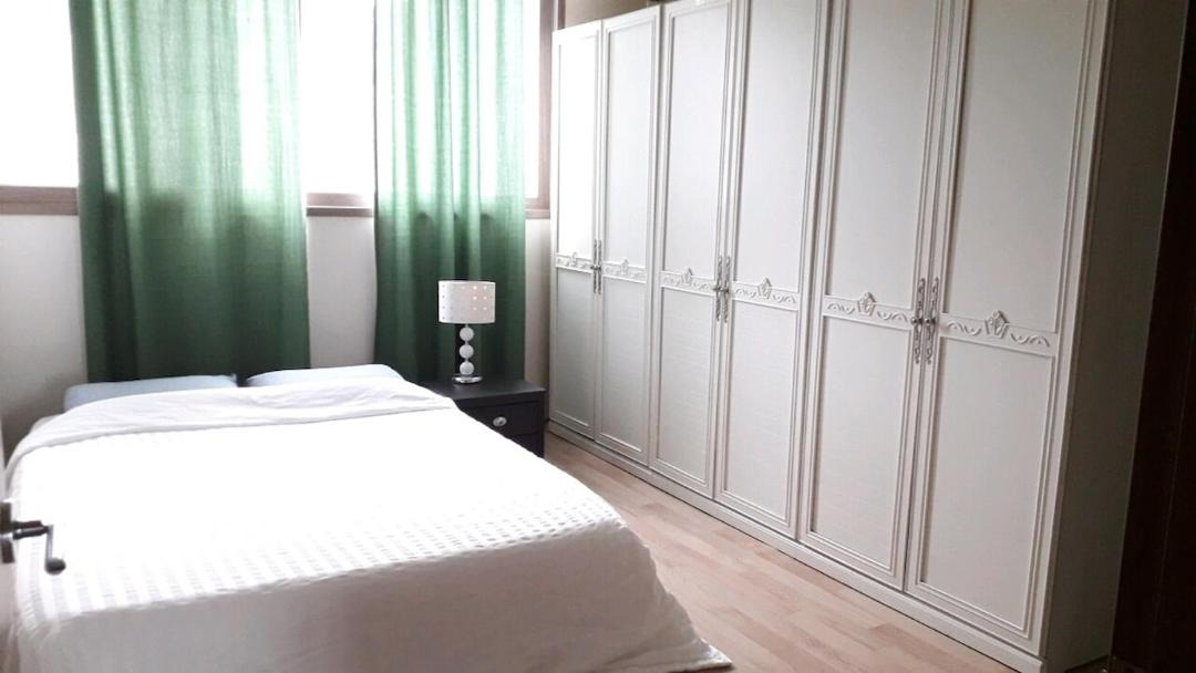 Photo of Bedroom in Okpo-dong