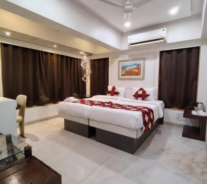 Photo of Bedroom in Prabhadevi