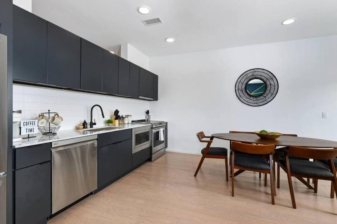 Photo of Kitchen in North Capitol