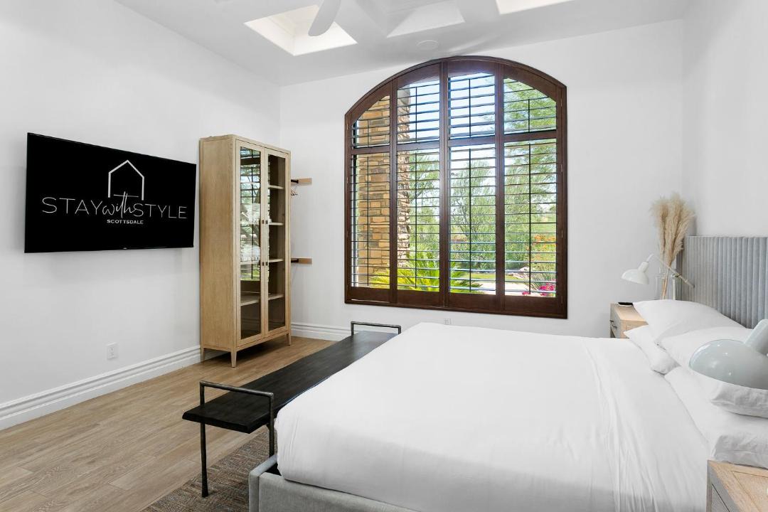 Photo of Bedroom in Central Scottsdale