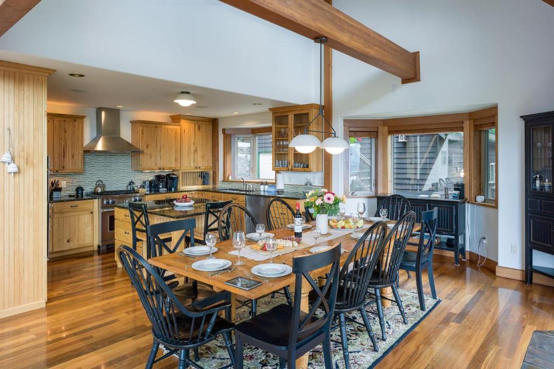 Photo of Kitchen in Eastsound