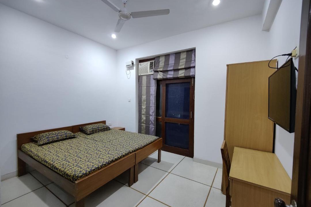 Photo of Bedroom in DLF Phase 5