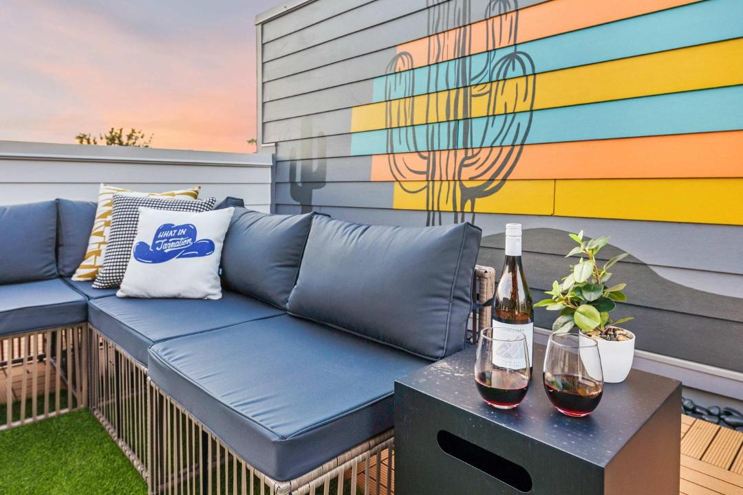 Photo of Patio Balcony in Hurwood Heights