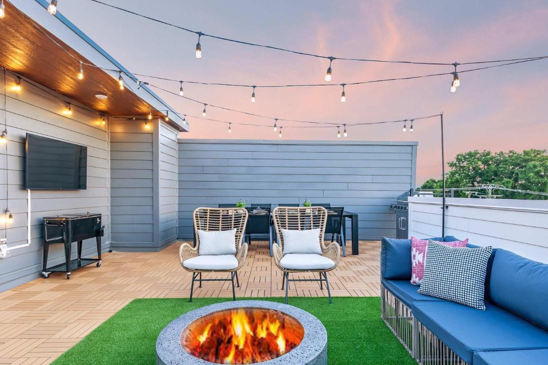 Photo of Patio Balcony in Hurwood Heights