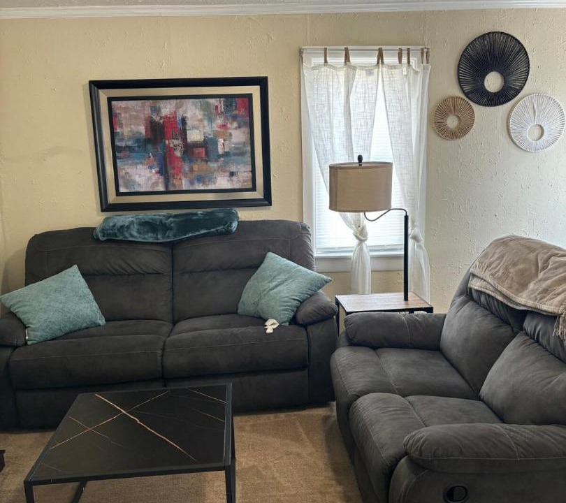 Photo of Livingroom in MacArthur