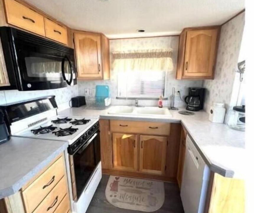 Photo of Kitchen in Gold Beach