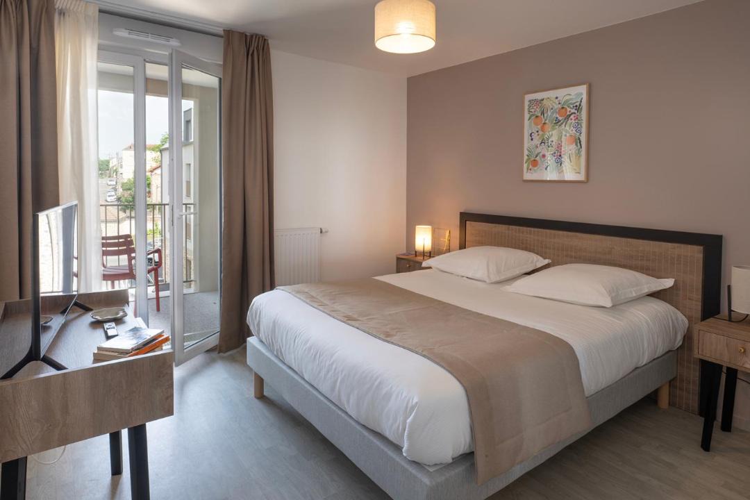 Photo of Bedroom in Dreux