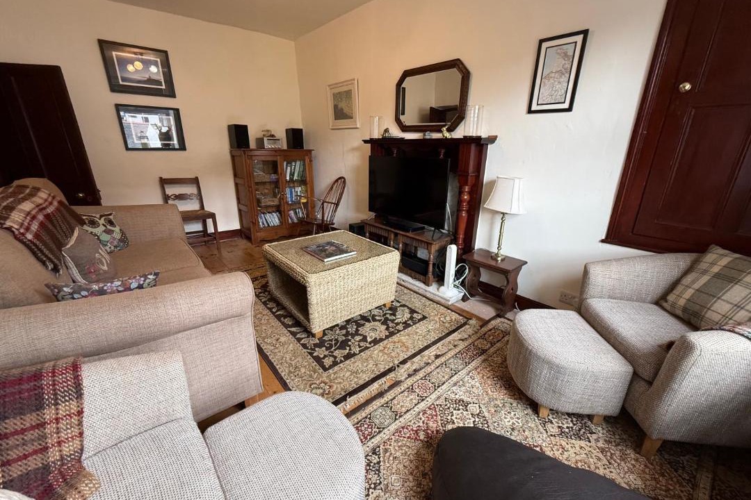 Photo of Livingroom in Henryd