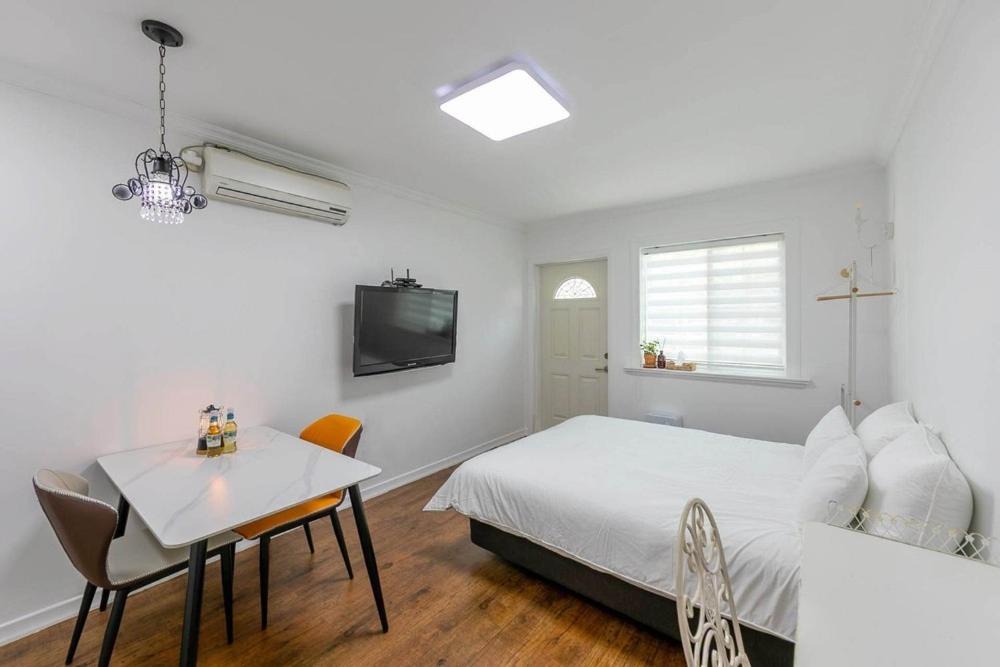Photo of Bedroom in Taean