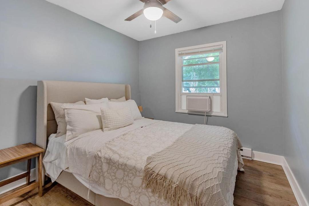 Photo of Bedroom in Park Forest Village