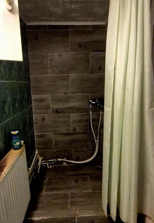 Photo of Bathroom in Varfurile