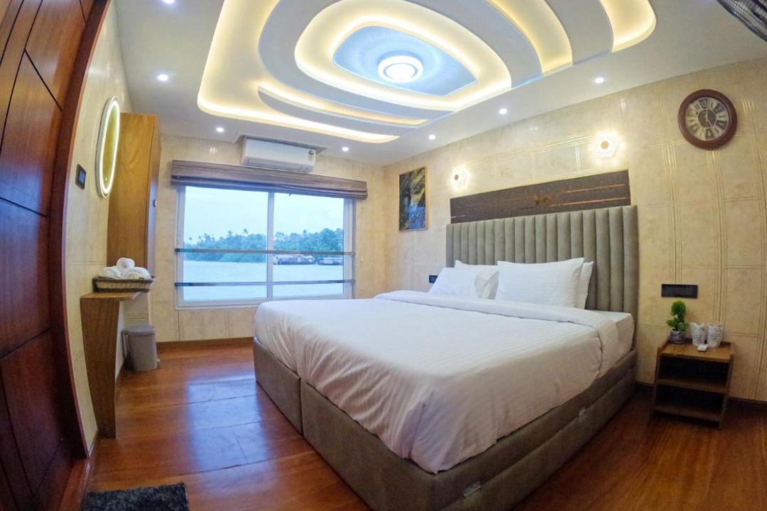 Photo of Bedroom in Muhamma
