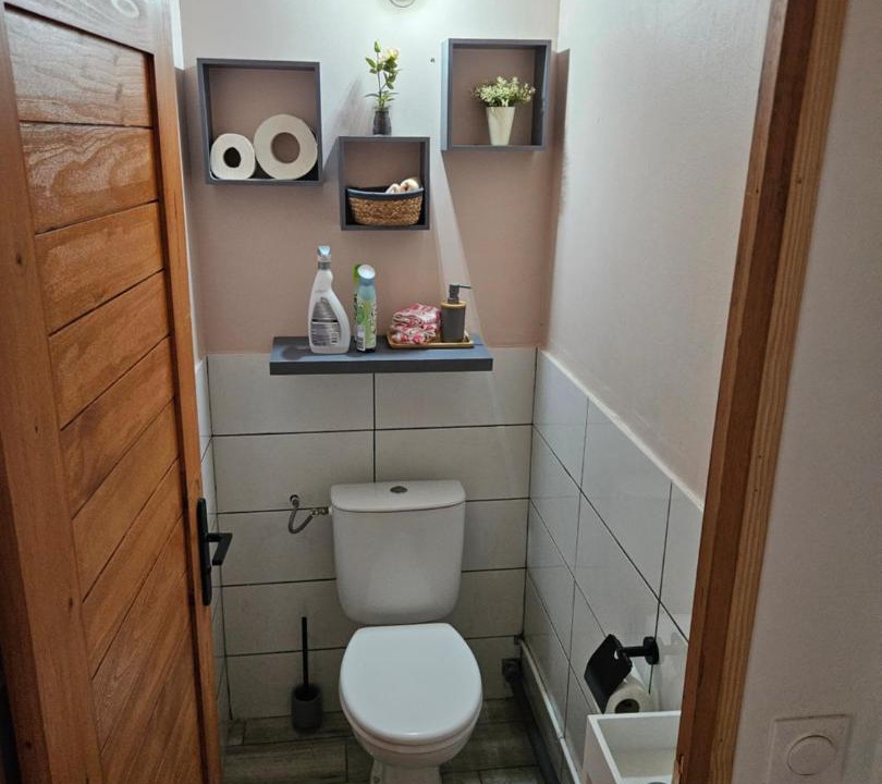 Photo of Bathroom in Les Abymes