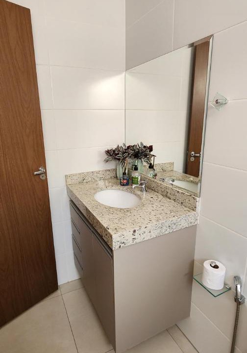 Photo of Bathroom in Anapolis