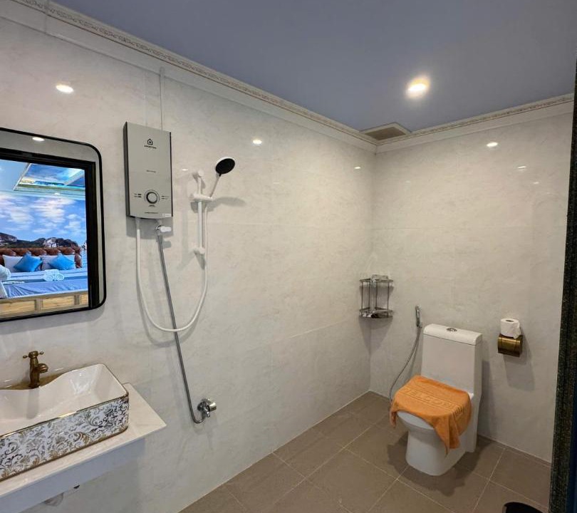 Photo of Bathroom in Da Huoai