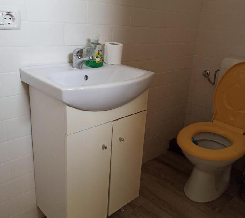 Photo of Bathroom in Tecuci
