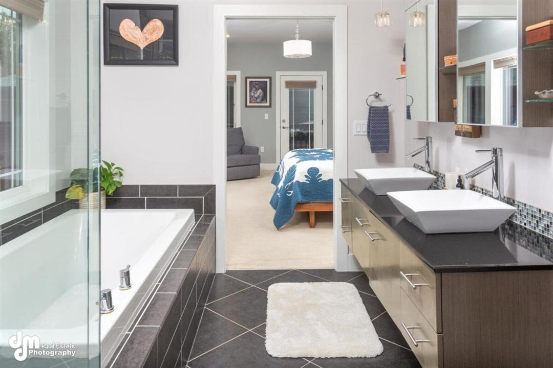 Photo of Bathroom in Turnagain
