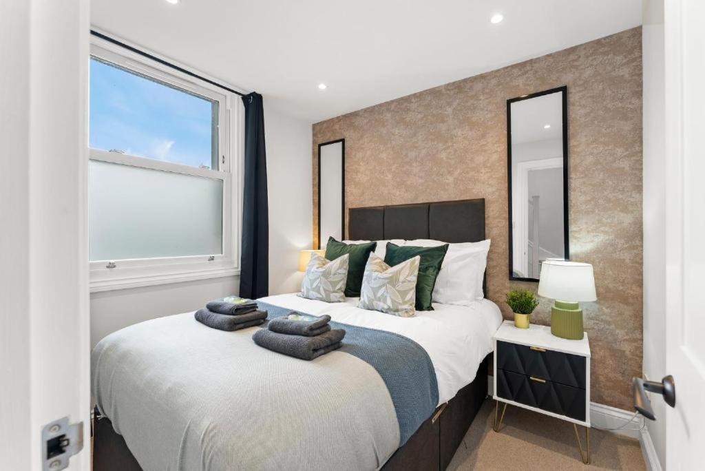 Photo of Bedroom in East Putney