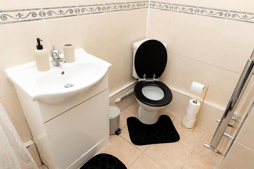 Photo of Bathroom in Homerton