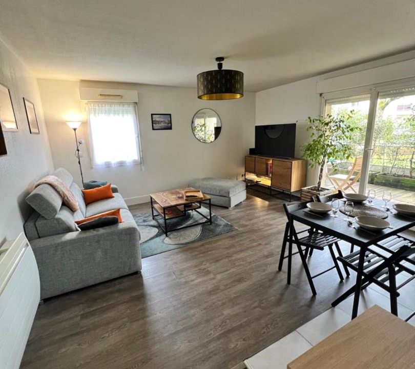 Photo of Livingroom in Talence