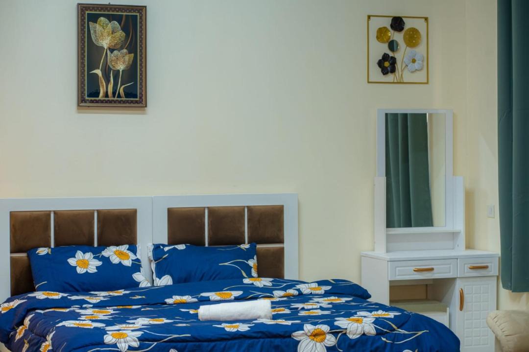 Photo of Bedroom in Mussafah