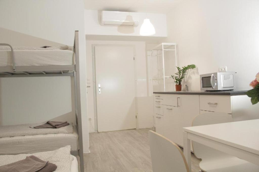 Photo of Bedroom in Favoriten