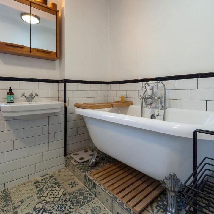 Photo of Bathroom in Homerton