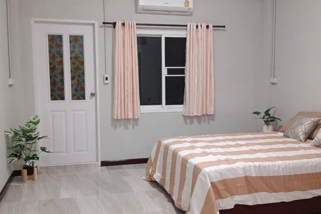 Photo of Bedroom in Thung Khru