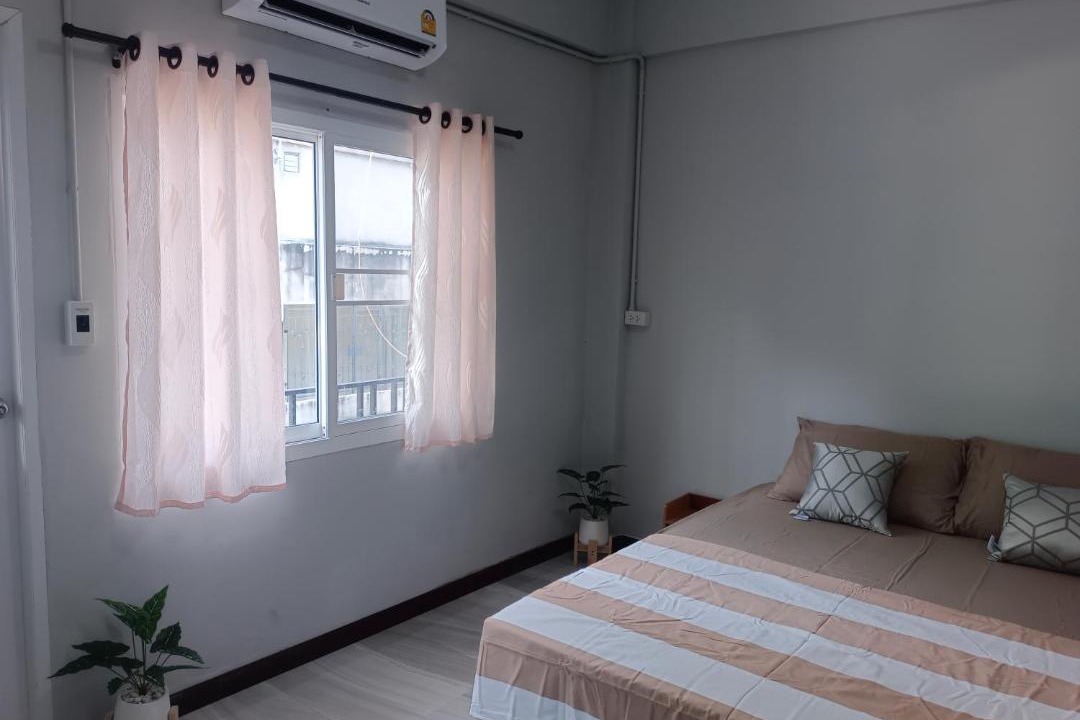 Photo of Bedroom in Thung Khru