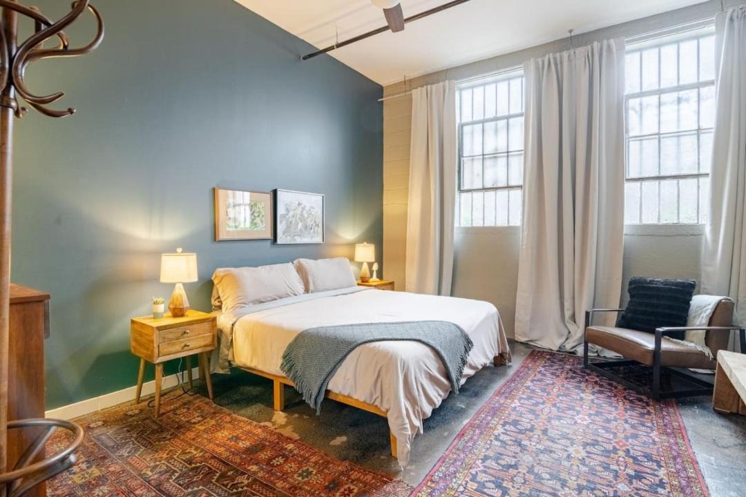 Photo of Bedroom in Central Business District